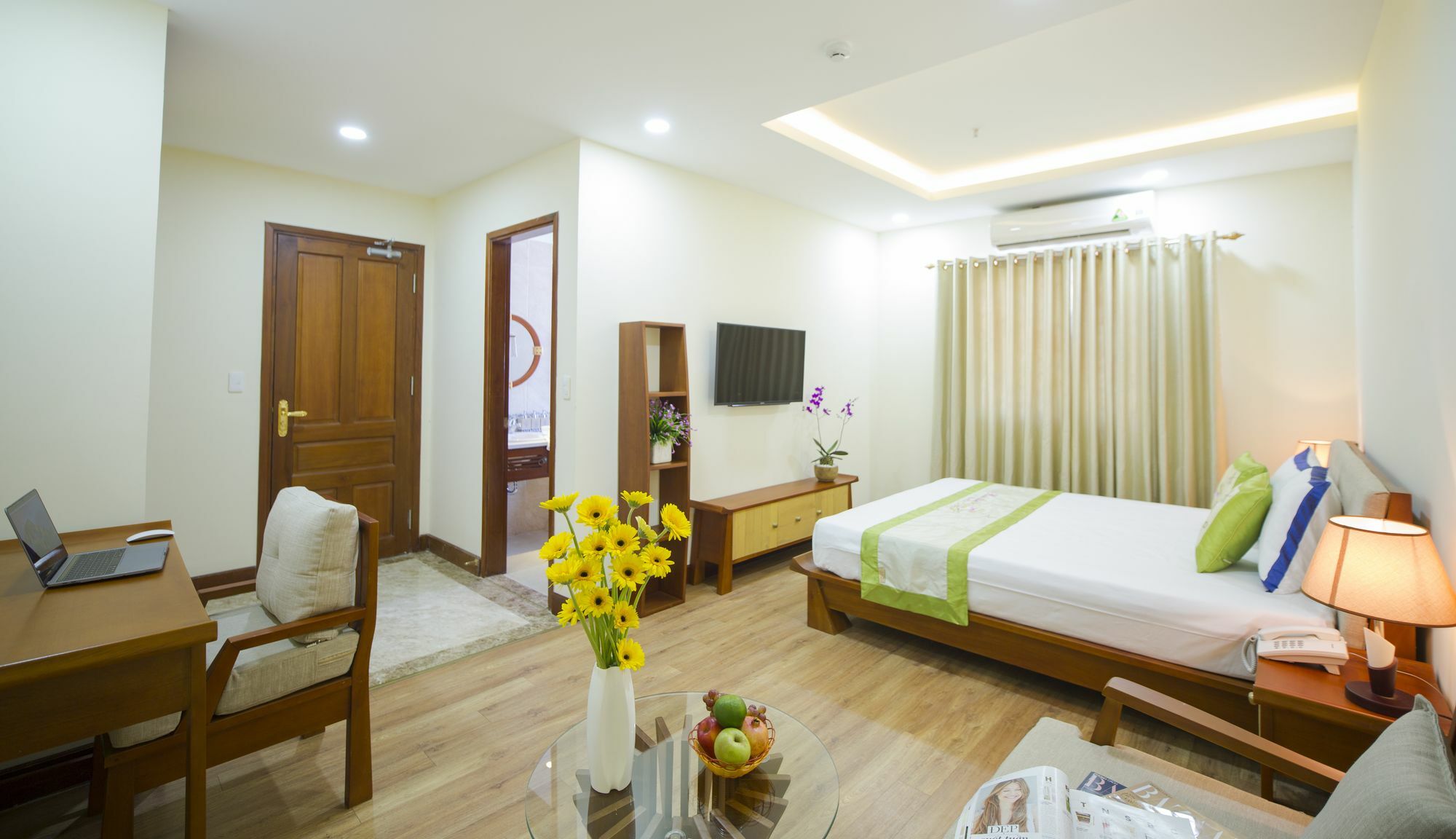 Hoai Anh Plaza Hotel Đà Nẵng Exterior foto